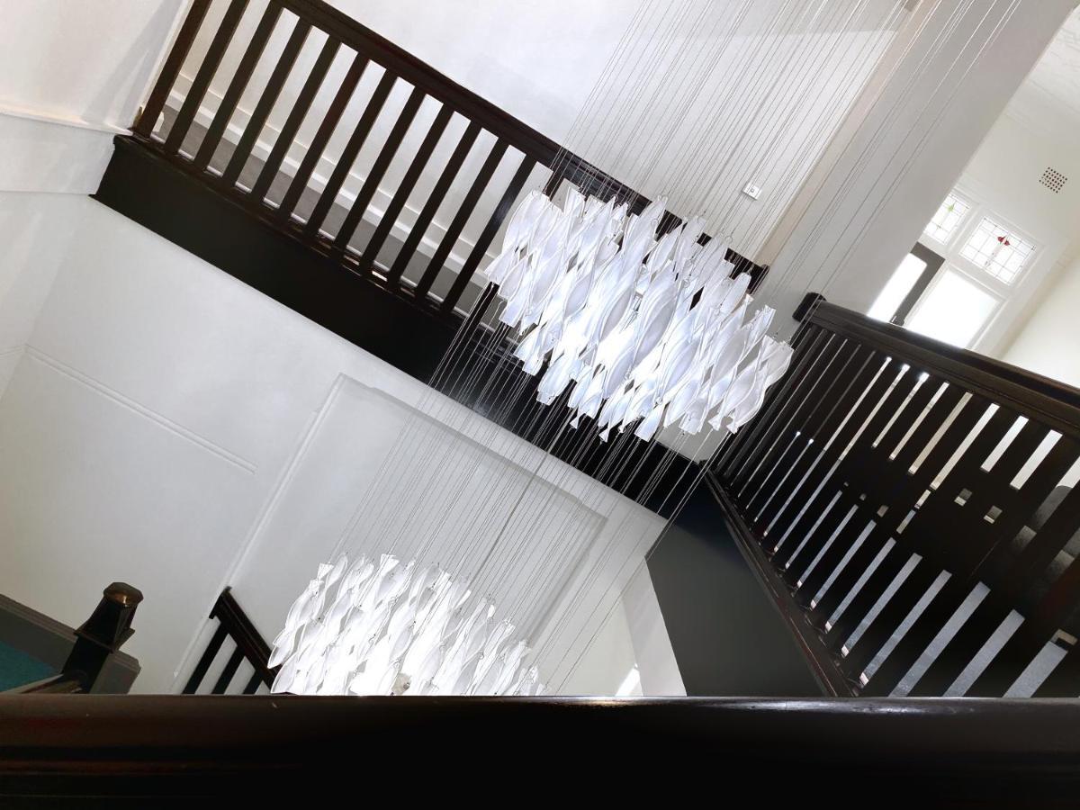 Commercial Motel เฮย์ ภายนอก รูปภาพ